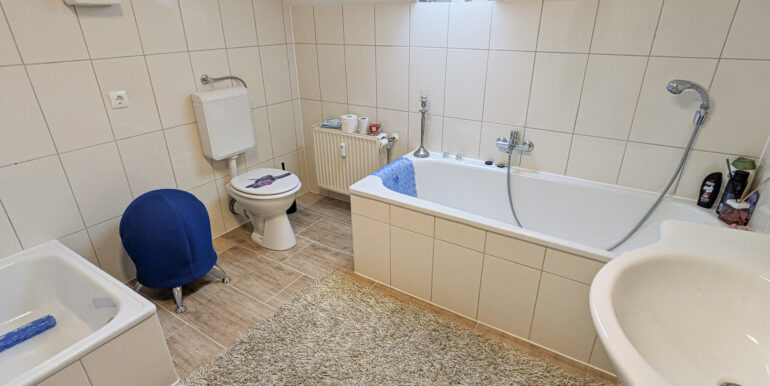 Badezimmer DG