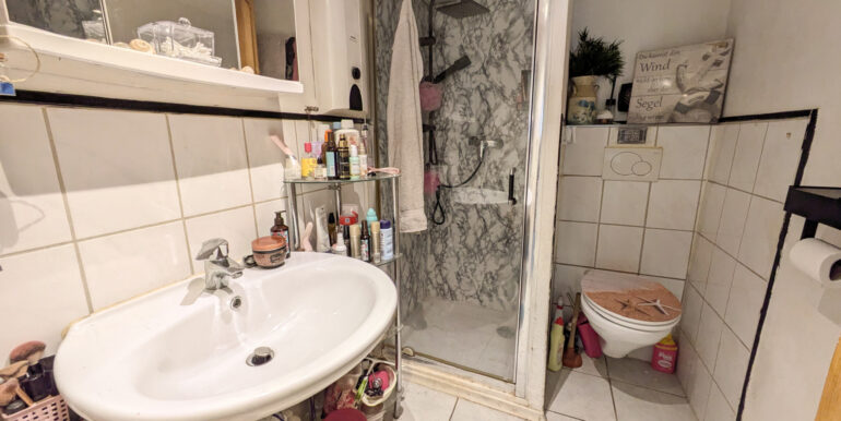 Badezimmer 1. Wohung EG