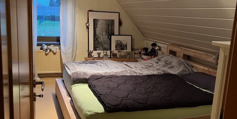 Schlafzimmer (ELW)