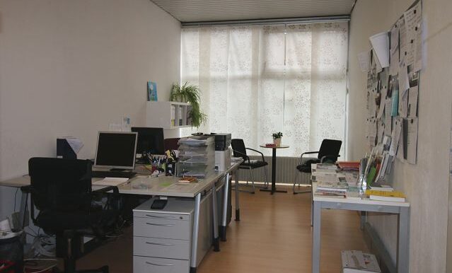 Büro EG