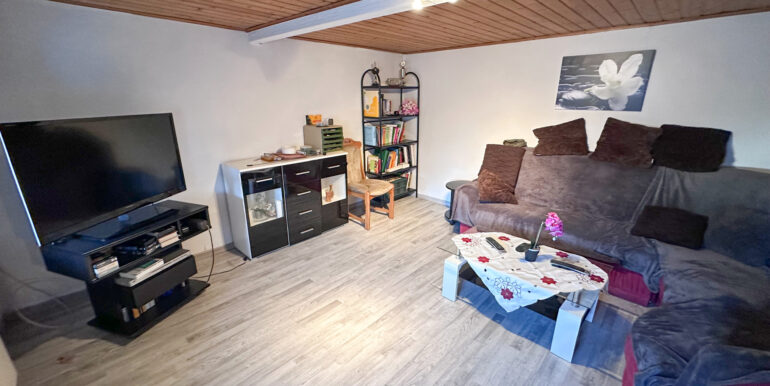 Wohnzimmer Altbau DG