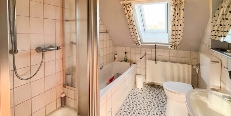 Badezimmer OG